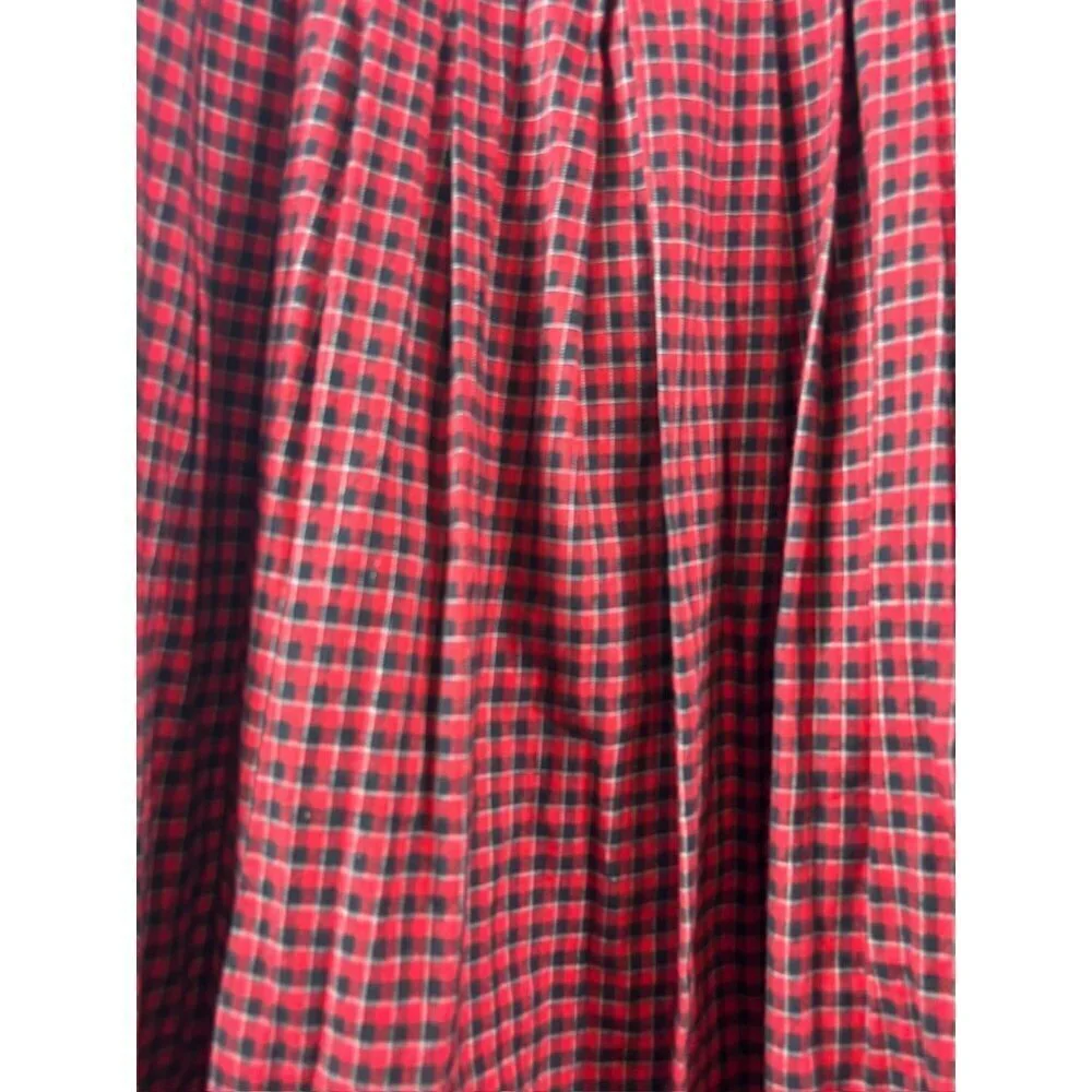 Susan Bristol Women's Red& Black Plaid Skirt - Picture 2 of 7
